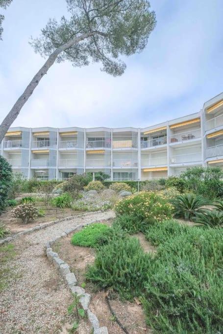 Apartmán Boreal 4 Pax Bord De Mer Saint-Raphaël Exteriér fotografie