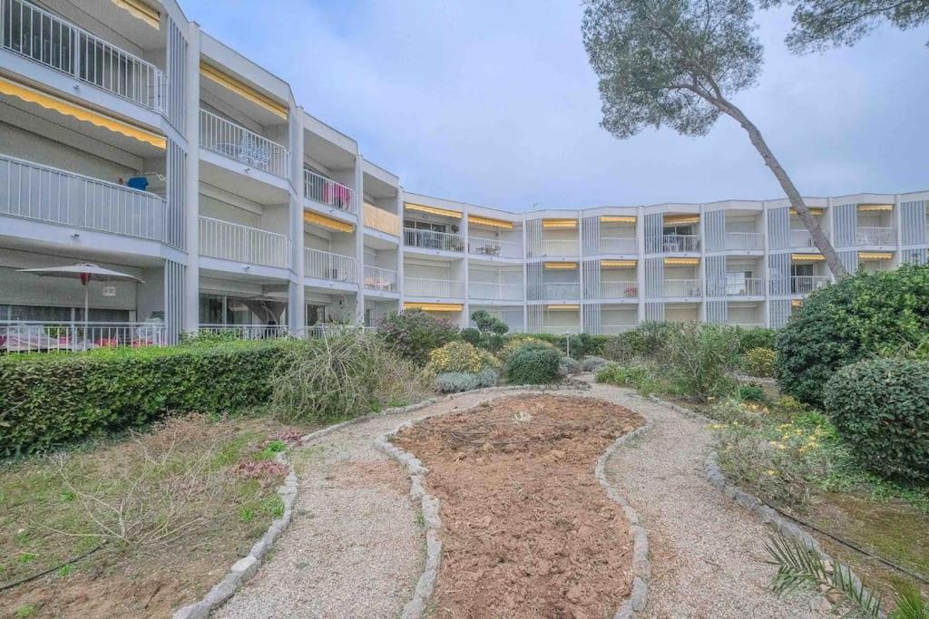 Apartmán Boreal 4 Pax Bord De Mer Saint-Raphaël Exteriér fotografie